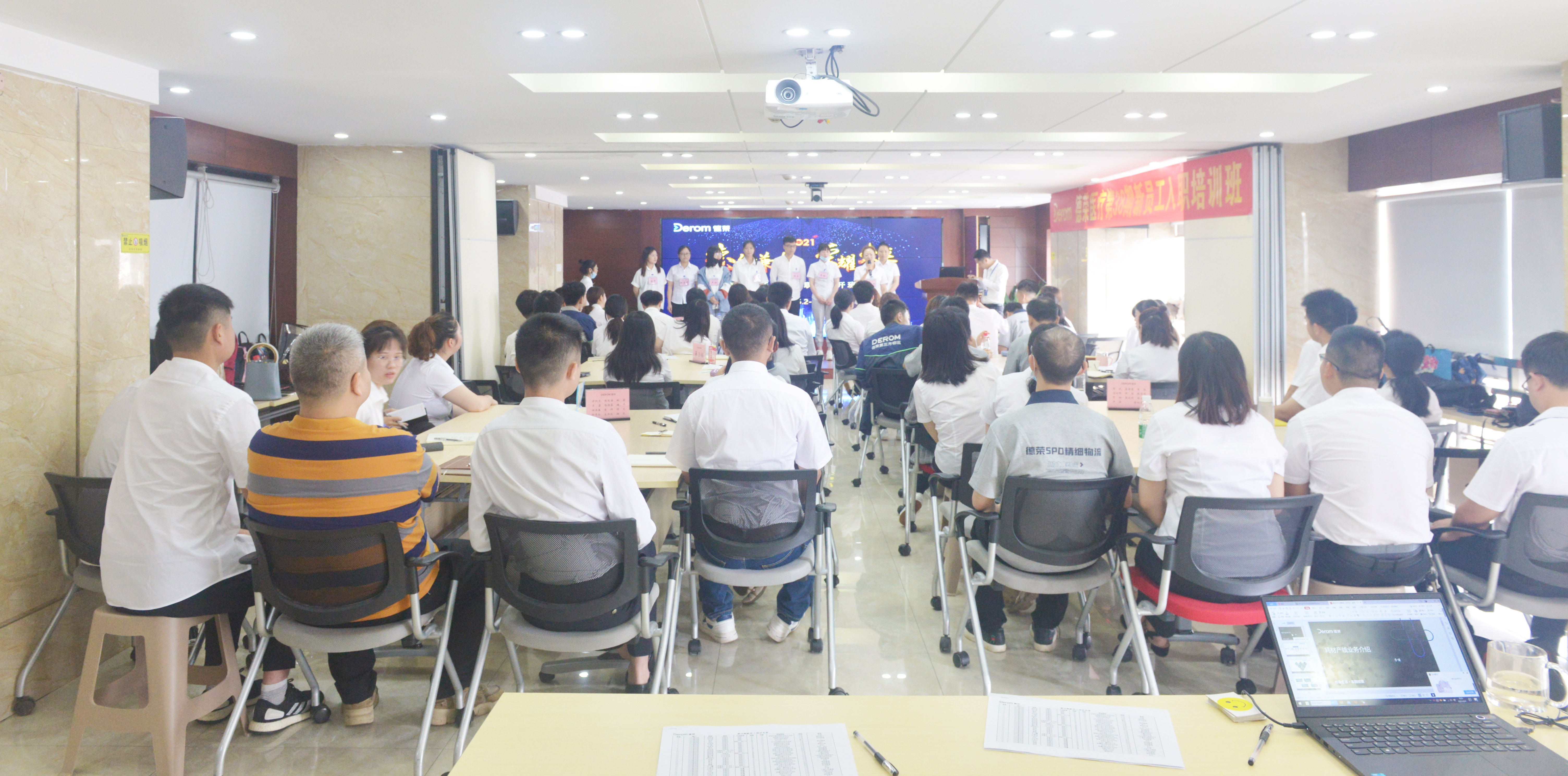 DSC_2293.JPG DSC_2293.JPG