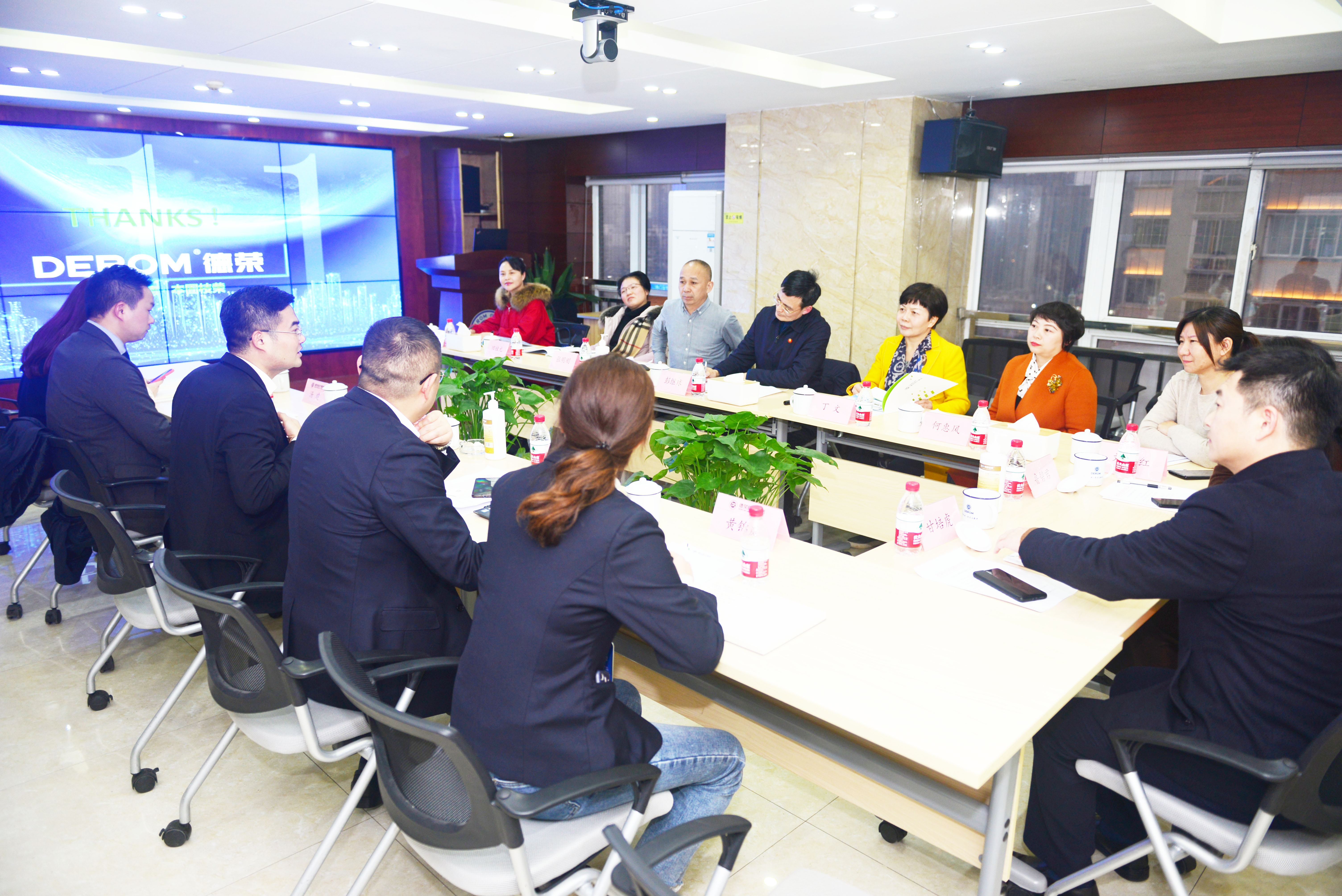 DSC_9912.JPG DSC_9912.JPG