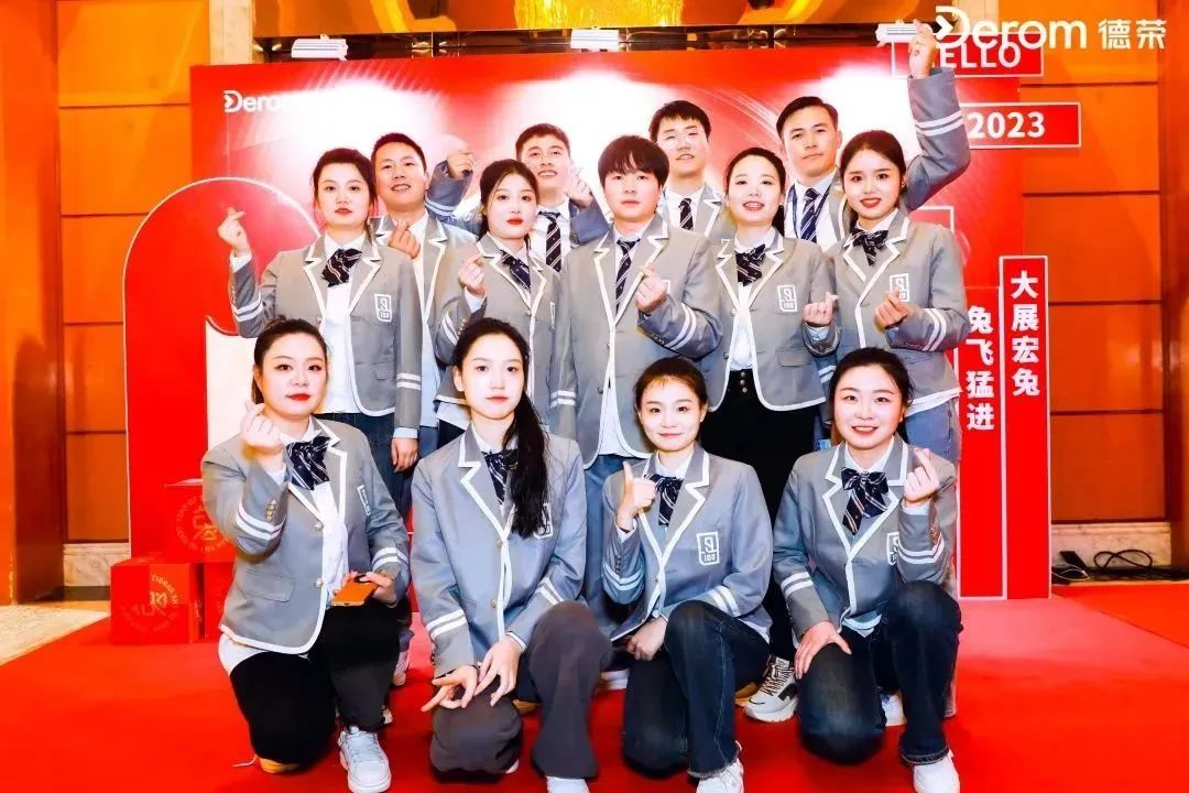 8ae8da9f678f72d43269a99ea245e4c.png 8ae8da9f678f72d43269a99ea245e4c.png